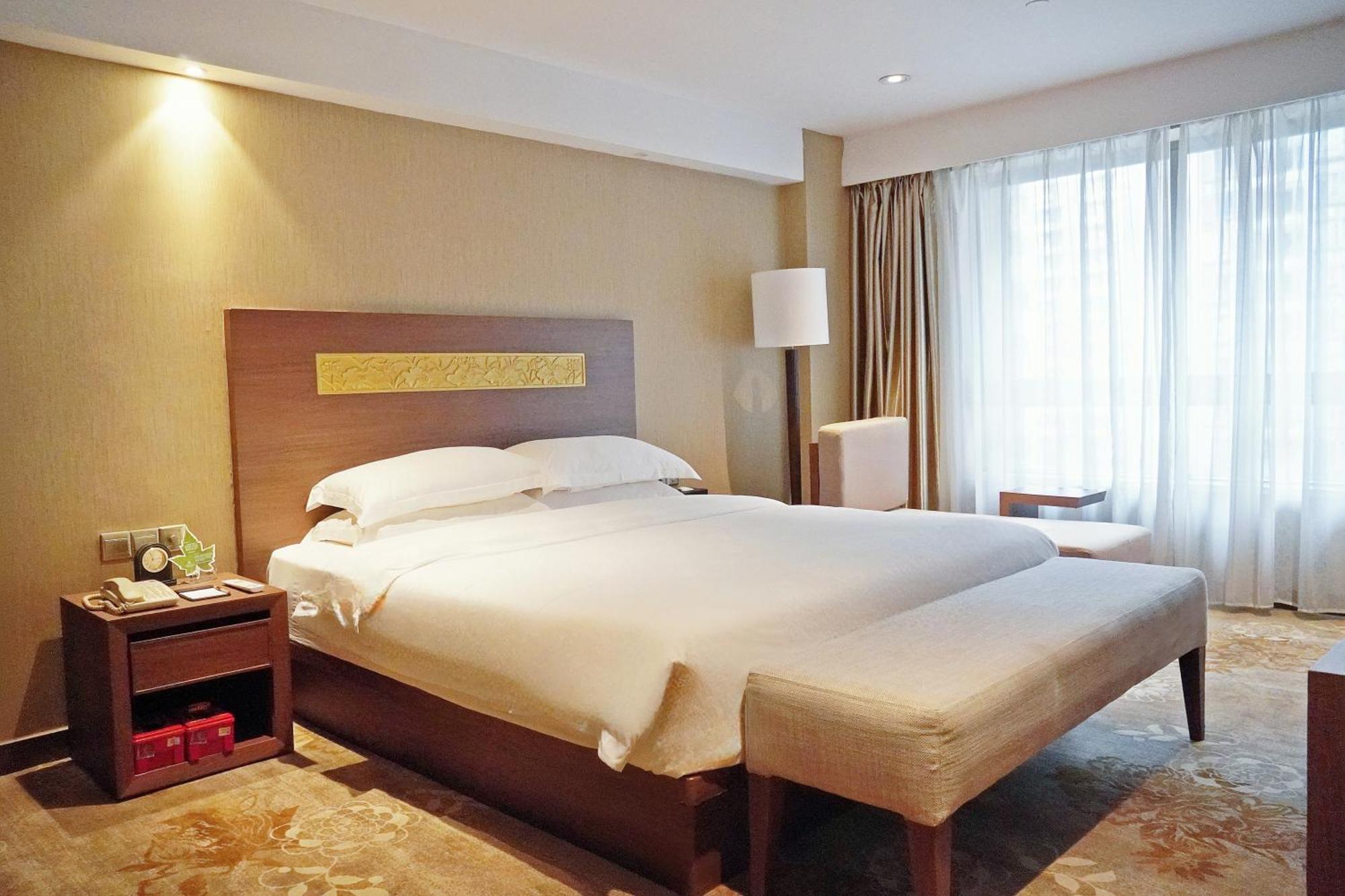 โรงแรม โรงแรมแลนด์มาร์ค อินเตอร์เนชั่นแนล