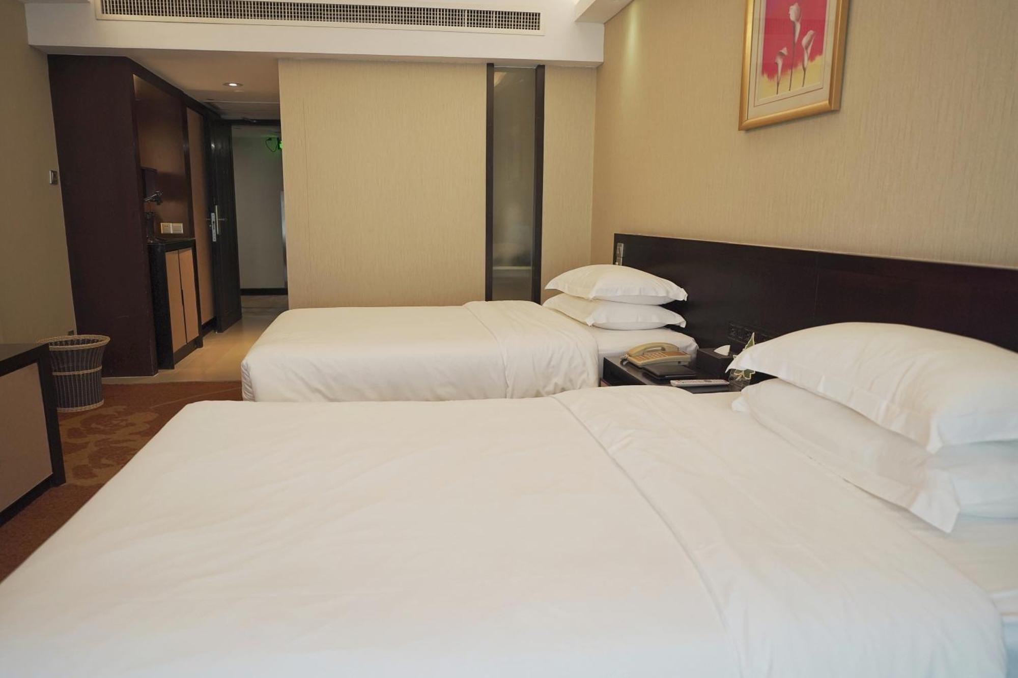 โรงแรมแลนด์มาร์ค อินเตอร์เนชั่นแนล 4* กวางโจว