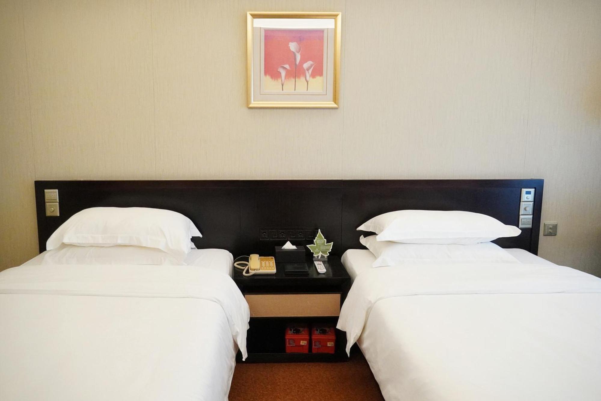 โรงแรมแลนด์มาร์ค อินเตอร์เนชั่นแนล