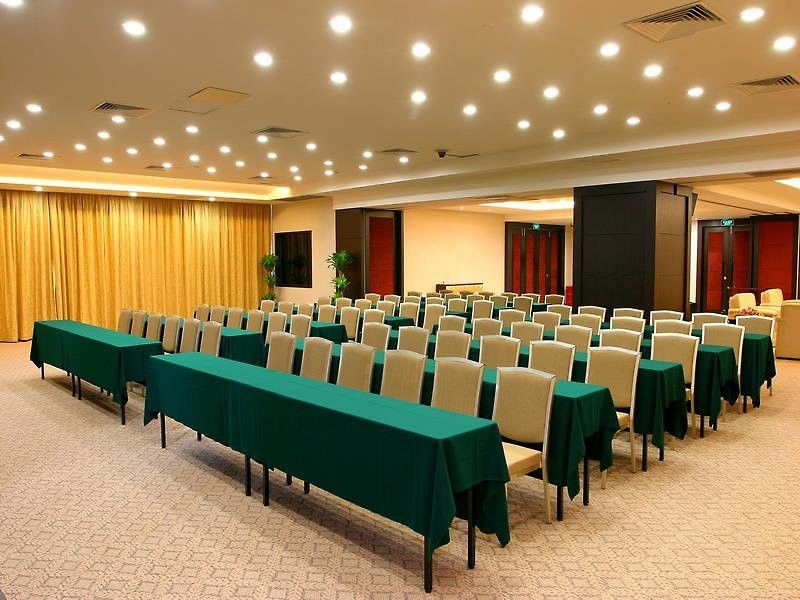โรงแรม โรงแรมแลนด์มาร์ค อินเตอร์เนชั่นแนล 4*